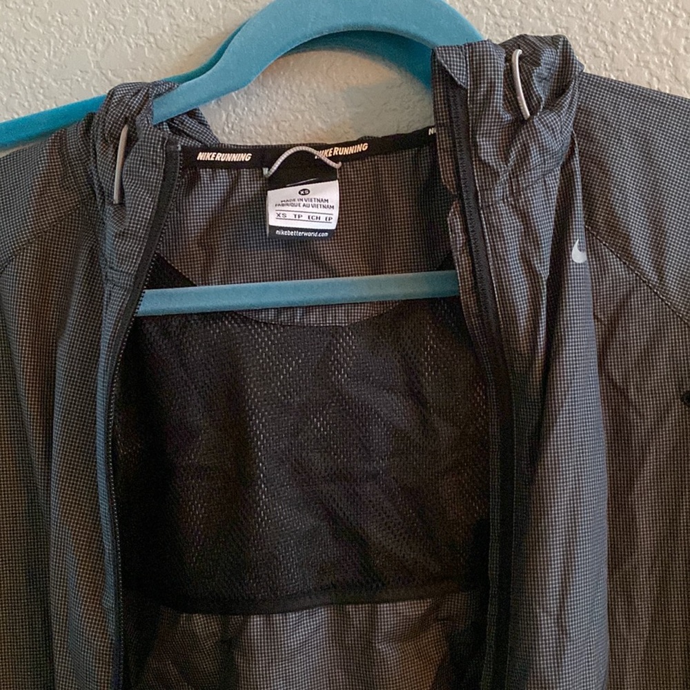 Nike Running Jacket - image 3